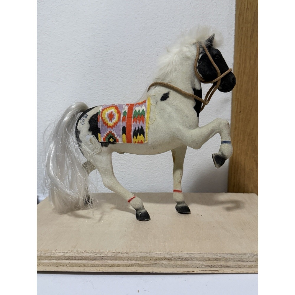 Vintage Native American White Hours With Black Spots 7in